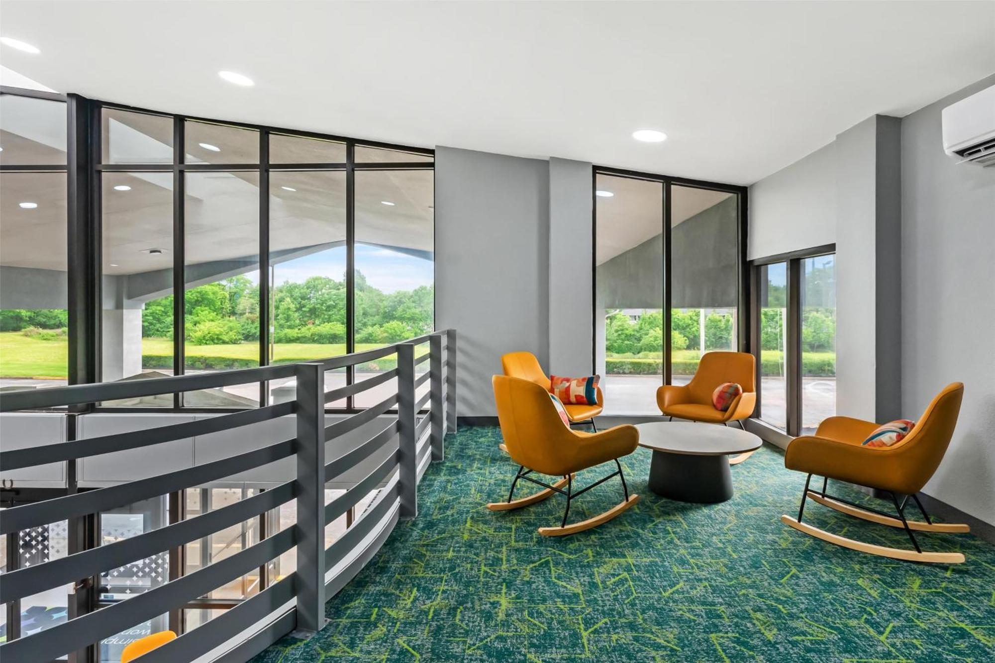 Spark By Hilton Hamburg 2*